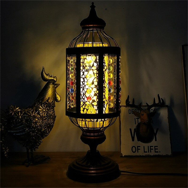 Retro Kaleidoscope Stained Glass Table Lamp